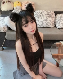 模特身材 很溫柔 很體貼 配合度高 短期兼職 會挑逗