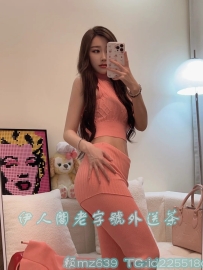 💕小蝶  163/47/27/C  精緻立體的 face，笑起來很有親和力  她最擅長的是在性愛過程中