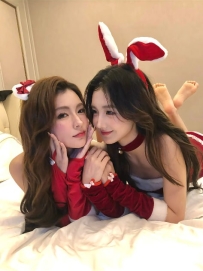 #聖誕約會 #跨年女友聖誕＋跨年直接包夜雙飛！兩位妹妹輪流榨到你求饒，敢不敢來？