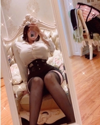 💕牙牙 167/48/26/F 乳房飽滿圓翹  各種高難度的動作在她的演繹下都變得輕而易舉 享受