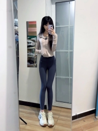 骨感小學妹 私下淫蕩的很