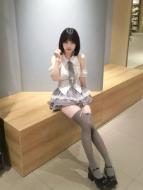 剛面試新妹 有人想要試車咩  聽說只剛破處不久 而且她說破處沒流血